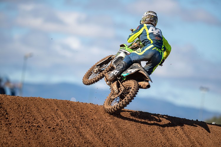 Jai Constantinou (#44) launching the KX250 at Gillman, SA (photo credit: Foremost Media)